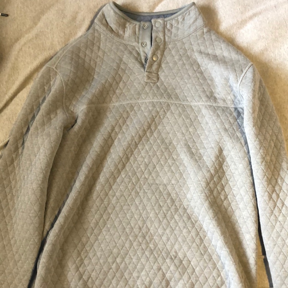 Diamond pullover